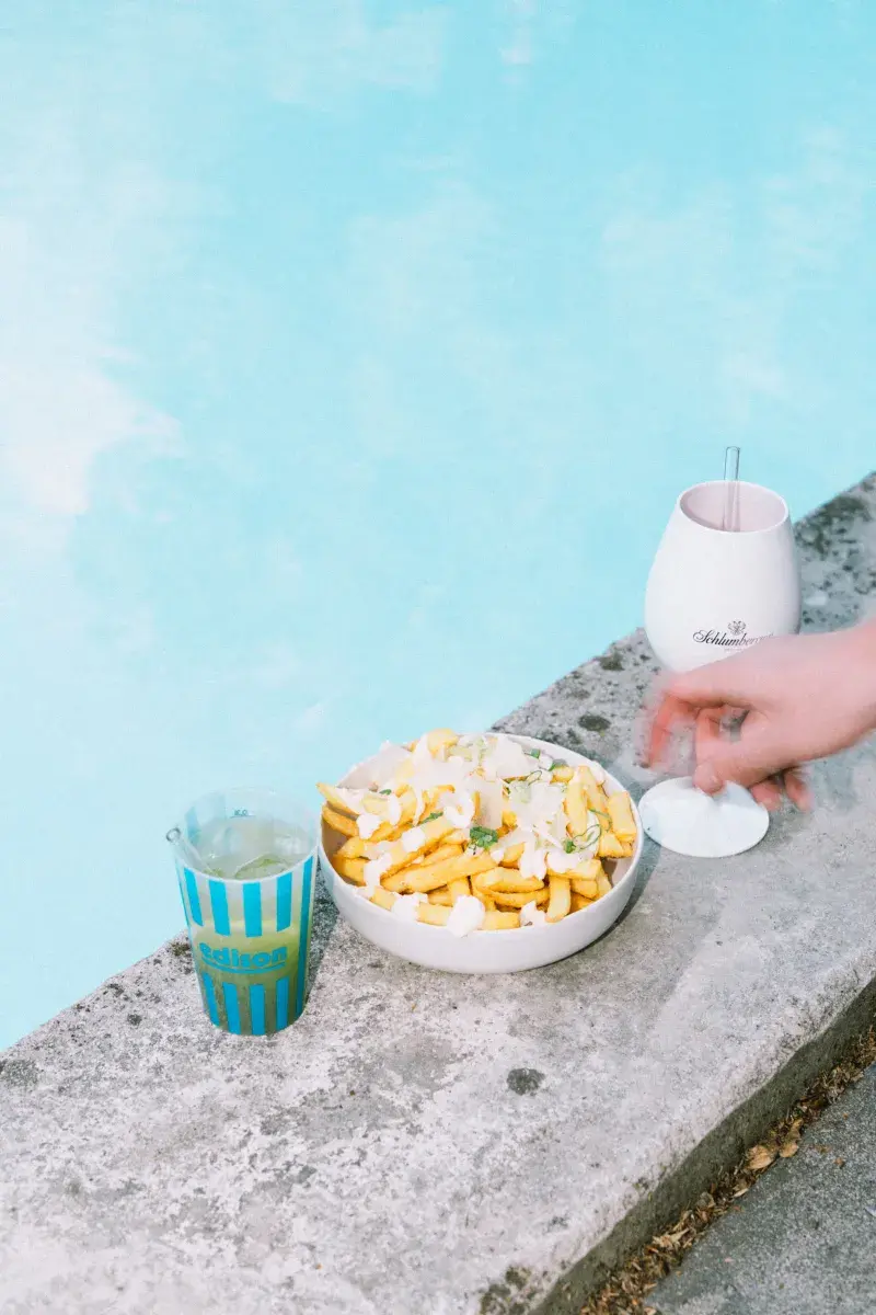 Feiern am Pool bei Pratersauna × edison