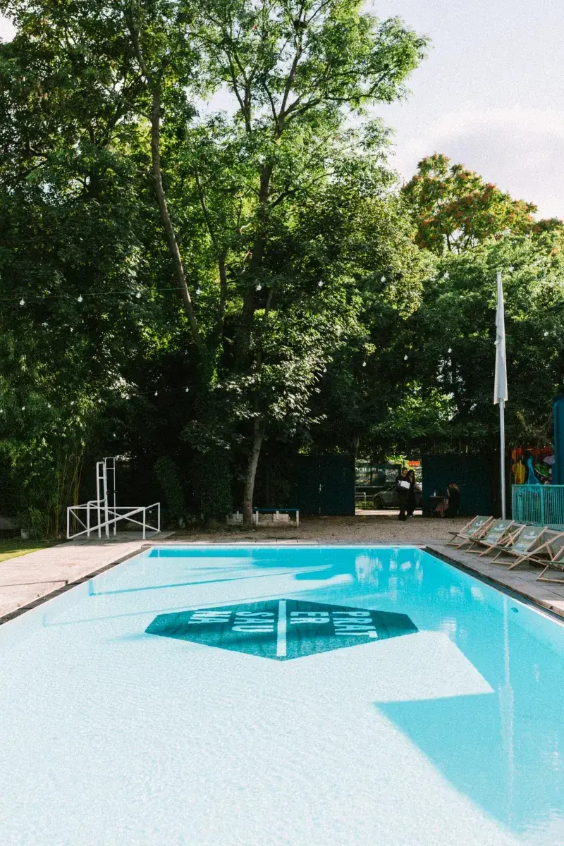 Sommerstimmung im Urban Pool Club von Pratersauna × edison